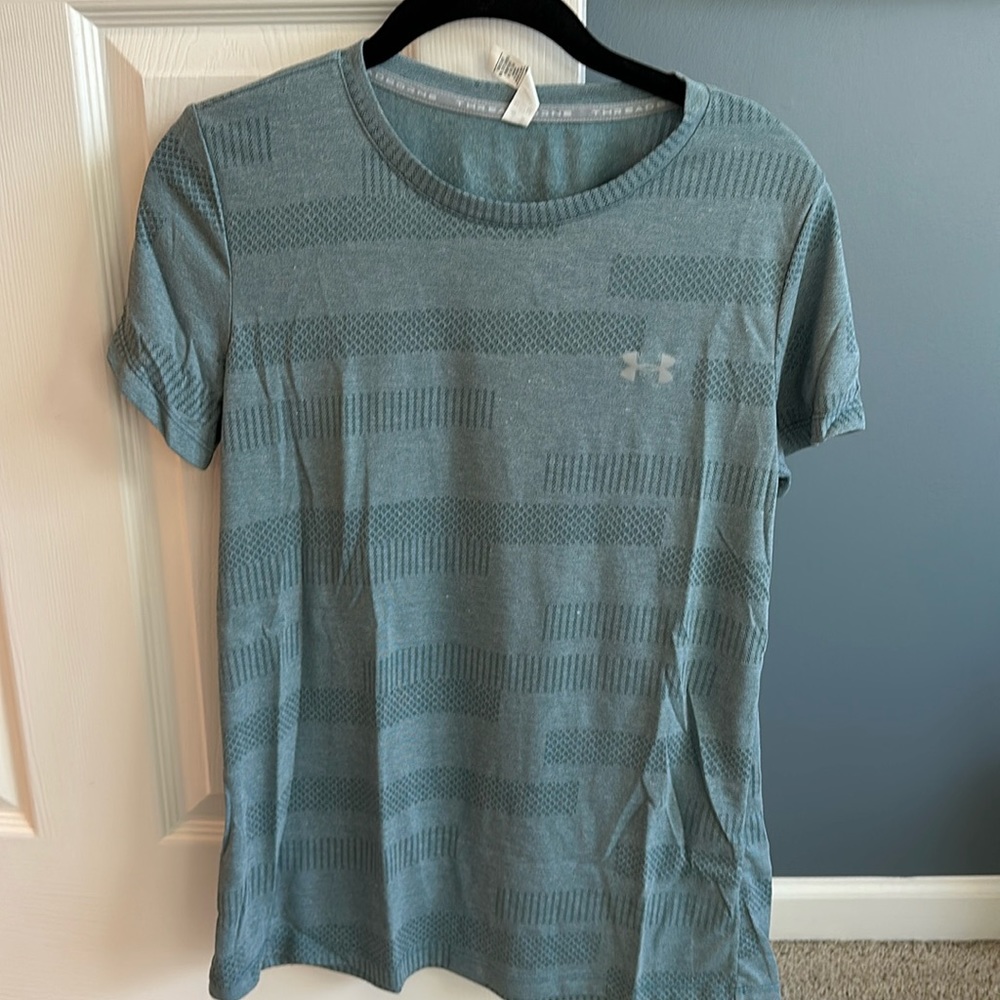 Under Armour  Top